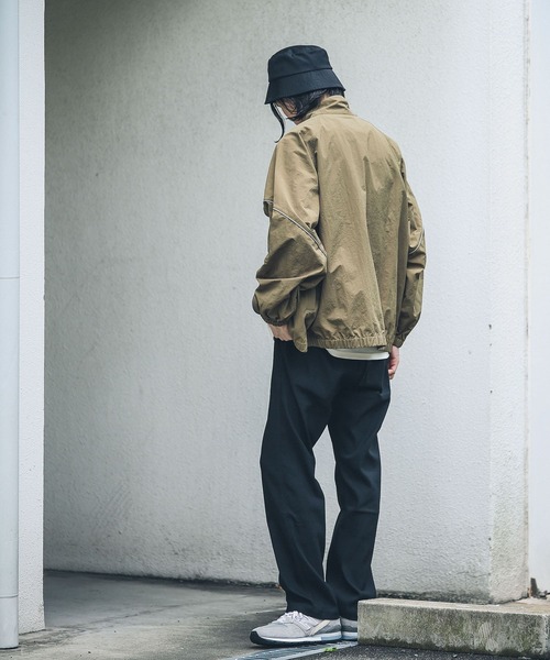 URBAN RESEARCH Sonny Label（アーバンリサーチサニーレーベル）の「『別注』California Sportswear×Sonny Label　トラックジャケット（ブルゾン・メンズ・ブラック/ブラウン系その他/オリーブ・LARGE/MEDIUM）」の9枚目の写真