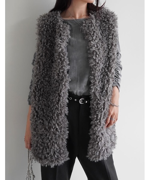 Re:EDIT（リエディ）の「プードルフェイクファーミドルベスト（ダウン