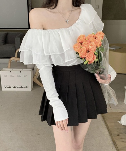Jasmine Grandiflorum(ジャスミングランディフローラム)の「【Jasmine】フリルカットソー長袖トップス(シャツ/ブラウス・レディース・ホワイト・SMALL/MEDIUM)」の4枚目の写真