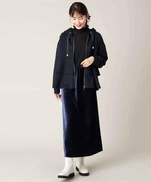 a.v.v(アーヴェヴェ)の「ベロアセミフレアスカート(スカート・レディース・ライトグレー/ネイビー/カーキ・40/36/38/34/42)」の8枚目の写真