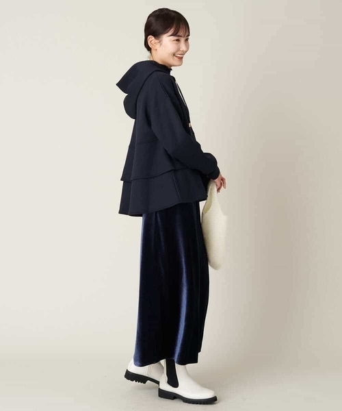 a.v.v(アーヴェヴェ)の「ベロアセミフレアスカート(スカート・レディース・ライトグレー/ネイビー/カーキ・40/36/38/34/42)」の10枚目の写真