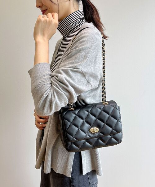 OPAQUE.CLIP（オペークドットクリップ）の「◆【2WAY】キルティングチェーンショルダー（ショルダーバッグ・レディース・ブラック系1/ブラック/ライトベージュ・00）」の13枚目の写真