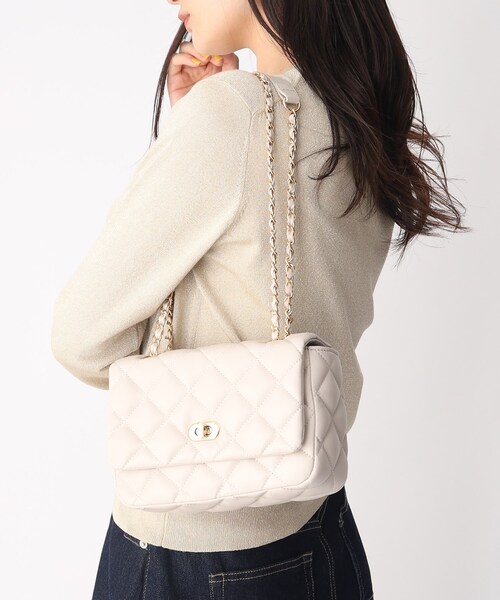 OPAQUE.CLIP（オペークドットクリップ）の「◆【2WAY】キルティングチェーンショルダー（ショルダーバッグ・レディース・ブラック系1/ブラック/ライトベージュ・00）」の10枚目の写真