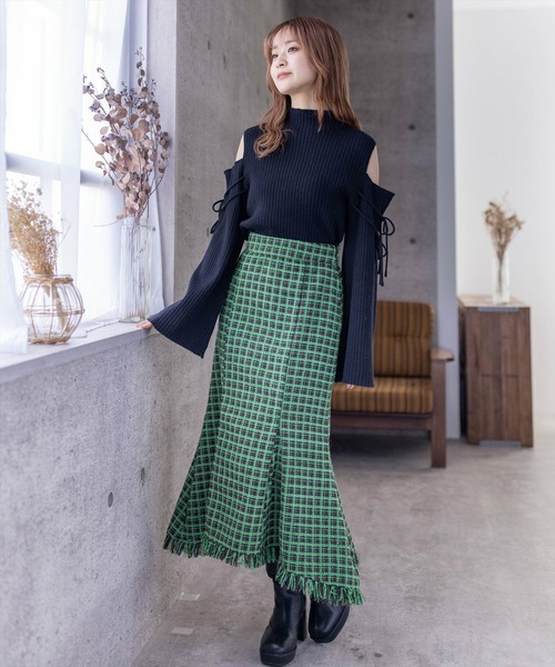 clear（クリア）の「ツイード裾フリンジマーメイドスカート[低身長用サイズ有]（スカート・レディース・グリーン/ブラック・S/M/XS）」の11枚目の写真