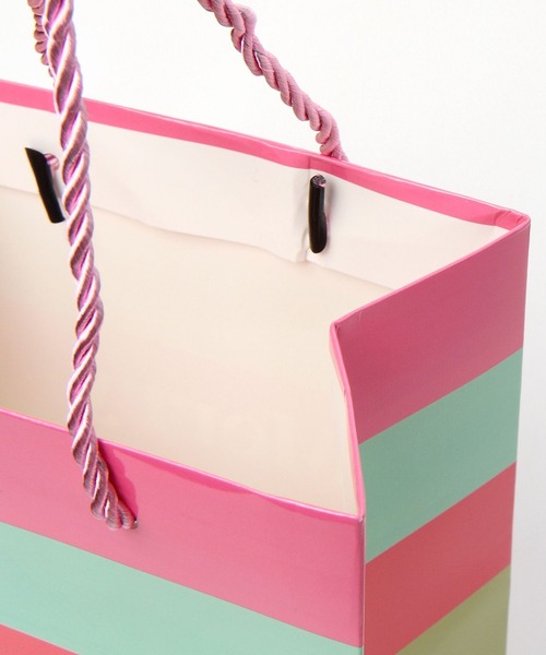 FOREVER 21(フォーエバー トゥエンティーワン)の「クリスマスショッパー セット6(ラッピングキット・レディース・ピンク・FREE)」の4枚目の写真