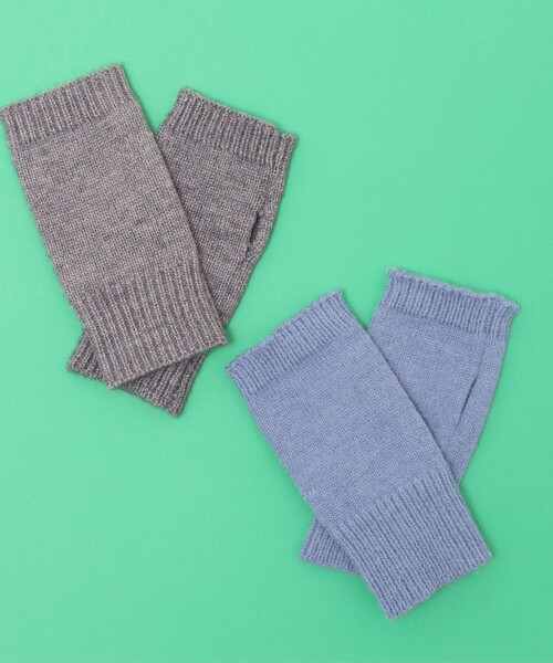NOLLEY’S Sophi（ノーリーズソフィ）の「ショートアームカバー（手袋・レディース・サックスブルー/グレー・FREE）」の9枚目の写真