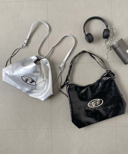 non-hedge(ノンヘッジ)の「Rロゴ2WAYバッグ(バックパック/リュック・レディース・ブラック/シルバー/アイボリー・FREE)」の10枚目の写真