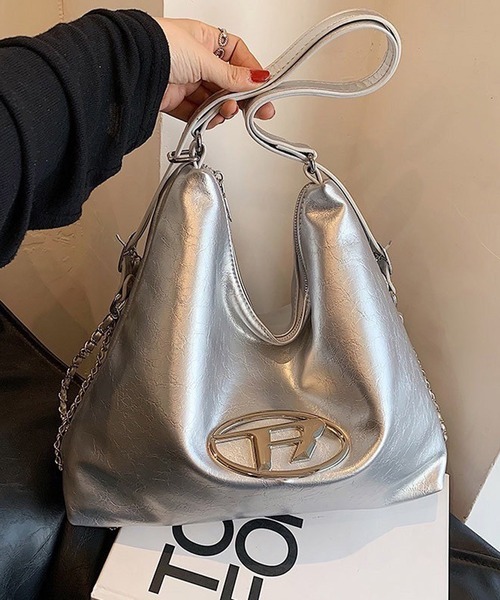 non-hedge(ノンヘッジ)の「Rロゴ2WAYバッグ(バックパック/リュック・レディース・ブラック/シルバー/アイボリー・FREE)」の14枚目の写真