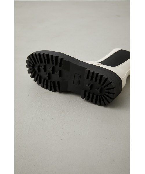 AZUL by moussy（アズールバイマウジー）の「トラックソールサイドゴアブーツ（ブーツ・レディース・ブラック/アイボリー・LL/MEDIUM/LARGE/SMALL）」の13枚目の写真