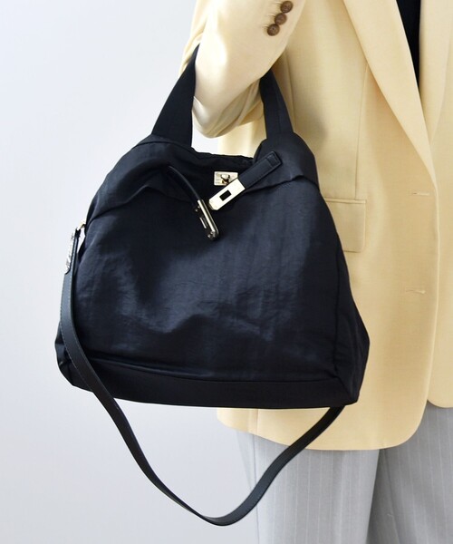 国内発送 存在感抜群 色々なコーデに ◆ CHANEL ベルトバッグ ベルト付き トート バッグ / 23区 | ファッション通販 【公式