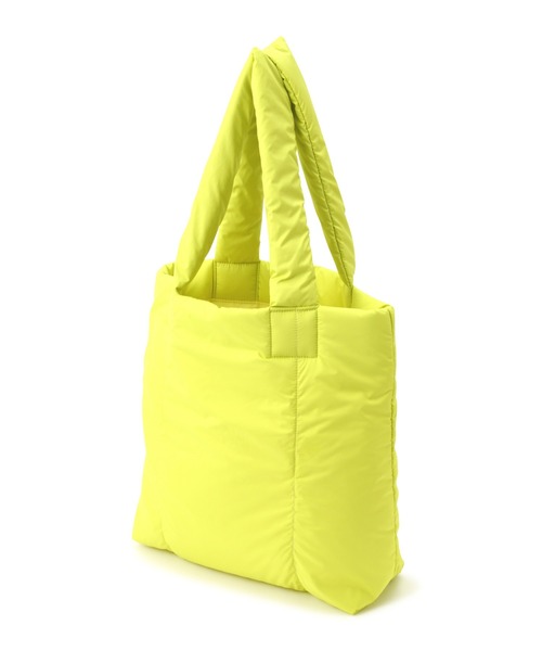 human woman（ヒューマンウーマン）の「◆中綿トートバッグ（トートバッグ・レディース・ベージュ/ブルー/イエロー・ﾌﾘ-）」の7枚目の写真