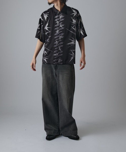 Lui's（ルイス）の「ボタニカルプリント半袖シャツ（シャツ/ブラウス・メンズ・ブラック系その他/ホワイト/ブラック・S/M）」の15枚目の写真