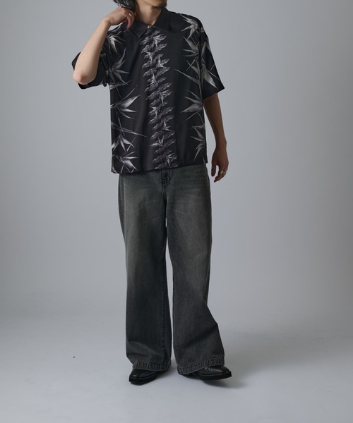 Lui's（ルイス）の「ボタニカルプリント半袖シャツ（シャツ/ブラウス・メンズ・ブラック系その他/ホワイト/ブラック・S/M）」の16枚目の写真