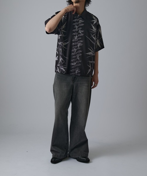 Lui's（ルイス）の「ボタニカルプリント半袖シャツ（シャツ/ブラウス・メンズ・ブラック系その他/ホワイト/ブラック・S/M）」の17枚目の写真
