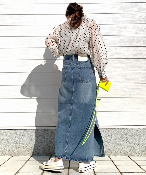 Q(キュー)の「ドットタイブラウス(シャツ/ブラウス・レディース・ブラック系/ベージュ系・MEDIUM)」の4枚目の写真