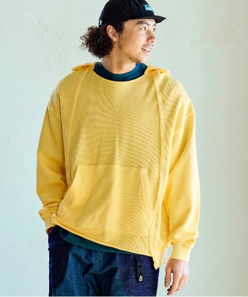 go slow caravan(ゴースローキャラバン)の「UNIQUEインレイ切替フーディーPIGMENT DYE(パーカー・メンズ・ラベンダー/ミント/イエロー・MEDIUM/LARGE/X-LARGE)」の3枚目の写真