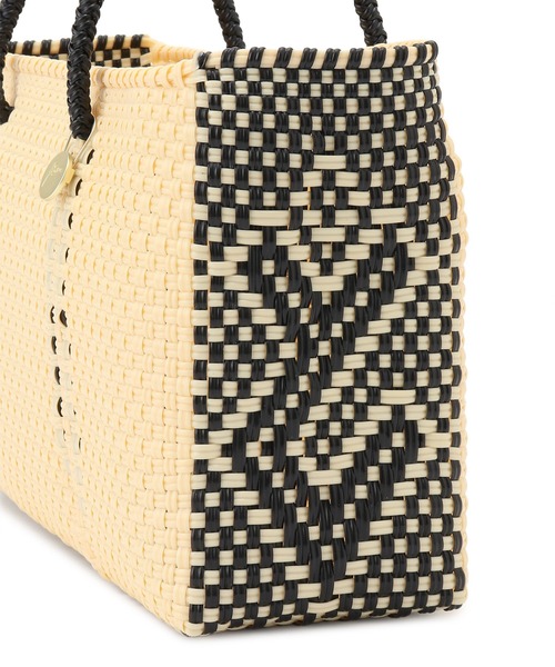 Letra(レトラ)の「【Letra for SALON】別注FLOR SHORT STYLE XS(かごバッグ・レディース・ブラック/キナリ・FREE)」の12枚目の写真