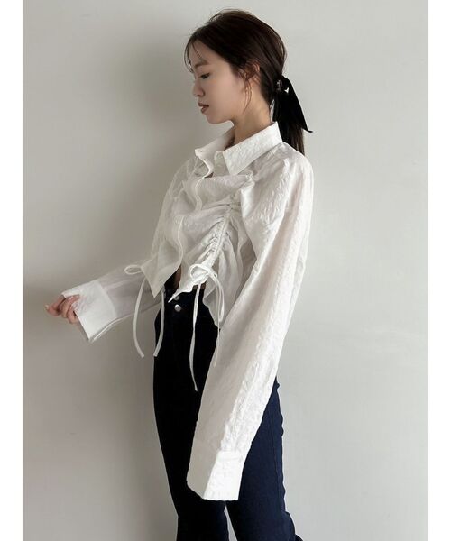 dazzlin（ダズリン）の「【WEB限定】コットンシャーリングシャツ（シャツ/ブラウス・レディース・オフホワイト/ブラック・FREE）」の5枚目の写真