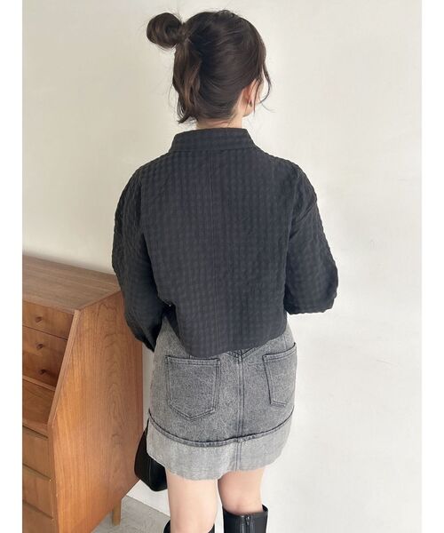 dazzlin（ダズリン）の「【WEB限定】コットンシャーリングシャツ（シャツ/ブラウス・レディース・オフホワイト/ブラック・FREE）」の13枚目の写真