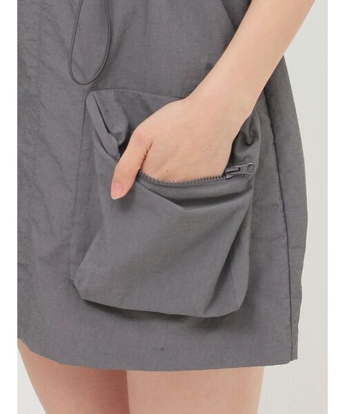 MURUA（ムルーア）の「カーゴベアミニワンピース（ワンピース・レディース・ホワイト/ブラック/グレー・FREE）」の19枚目の写真