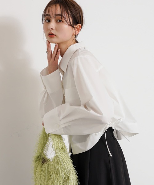 SENSE OF PLACE by URBAN RESEARCH（センスオブプレイスバイアーバンリサーチ）の「サイドシャーリングクロップドシャツ（シャツ/ブラウス・レディース・ブルー系その他/グリーン/オフホワイト・ONE）」の6枚目の写真