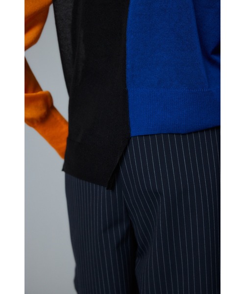 HeRIN.CYE（ヘリンドットサイ）の「Asymmetry color cardigan　アシンメトリーカラーカーディガン（カーディガン/ボレロ・レディース・ブルー/レッド/ネイビー・FREE）」の5枚目の写真