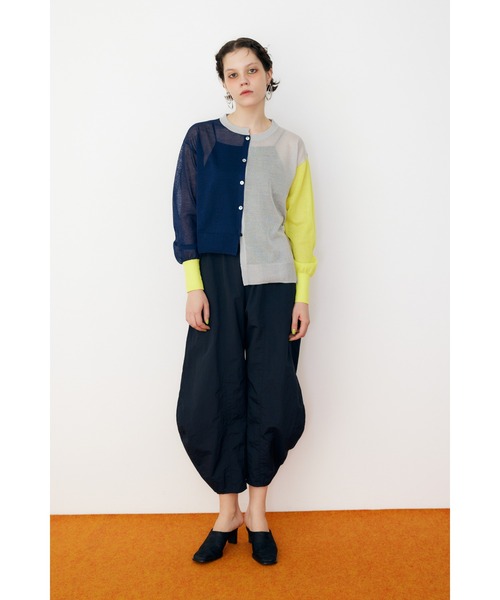 HeRIN.CYE（ヘリンドットサイ）の「Asymmetry color cardigan　アシンメトリーカラーカーディガン（カーディガン/ボレロ・レディース・ブルー/レッド/ネイビー・FREE）」の11枚目の写真