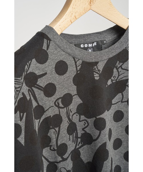 GOMME HOMME(ゴムオム)の「ドット&ダイナソーP天竺 切替ワイドT(Tシャツ/カットソー・メンズ・ブラック×グレー・MEDIUM)」の4枚目の写真