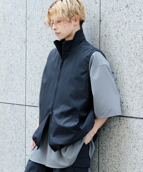 Uiscel(ユイセル)の「Uiscel リップストップスタンドカラーベスト(その他アウター・メンズ・ブラック/ライトベージュ/チャコールグレー・LARGE/MEDIUM)」の12枚目の写真