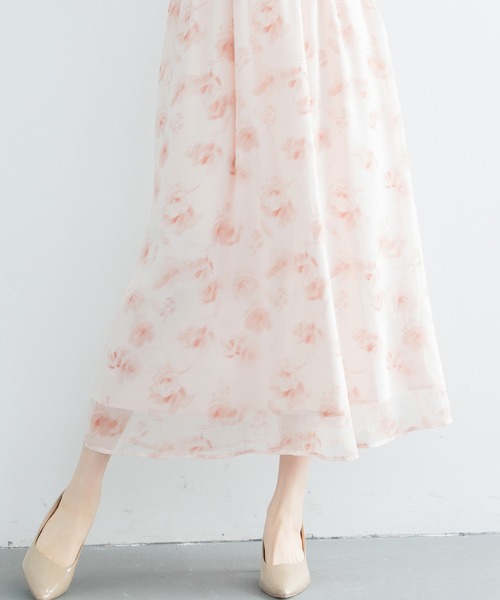 花柄シフォン生地ミモレ丈ワンピース（ワンピース）｜SAISON DE