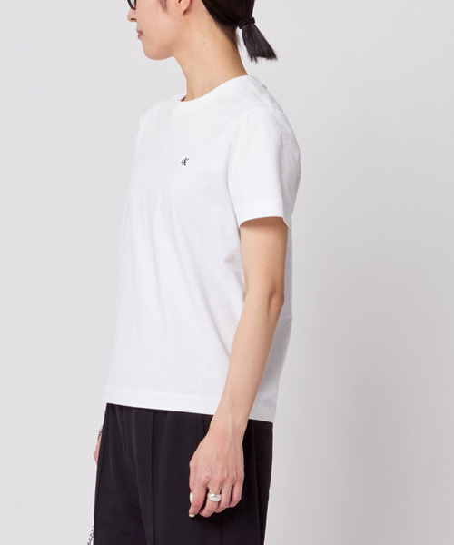 Calvin Klein（カルバン・クライン）の「【Calvin Klein / カルバン クライン】Compact CK embroidery T-sh（Tシャツ/カットソー・レディース・ホワイト/ブラック・FREE）」の4枚目の写真