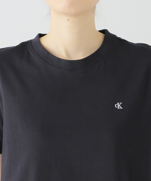 Calvin Klein（カルバン・クライン）の「【Calvin Klein / カルバン クライン】Compact CK embroidery T-sh（Tシャツ/カットソー・レディース・ホワイト/ブラック・FREE）」の15枚目の写真