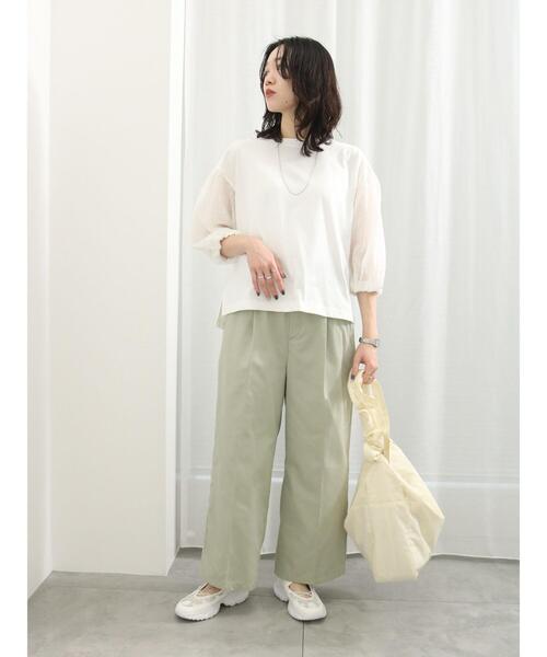 Samansa Mos2 blue(サマンサモスモスブルー)の「シアーバルーン袖プルオーバー(Tシャツ/カットソー・レディース・キナリ/ブラック/オフホワイト・F)」の5枚目の写真