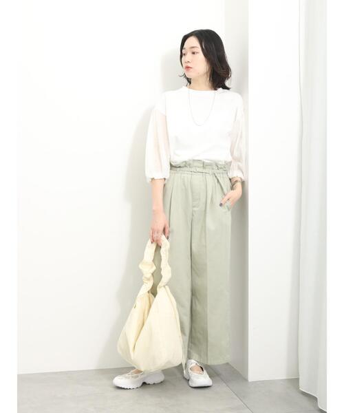 Samansa Mos2 blue(サマンサモスモスブルー)の「シアーバルーン袖プルオーバー(Tシャツ/カットソー・レディース・キナリ/ブラック/オフホワイト・F)」の16枚目の写真