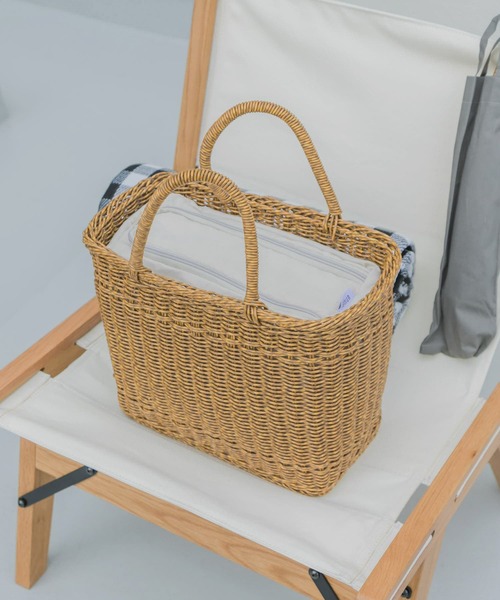 URBAN RESEARCH DOORS(アーバンリサーチドアーズ)の「UTILE ピクニッククーラーバッグ L(かごバッグ・レディース・ナチュラル・LARGE)」の13枚目の写真