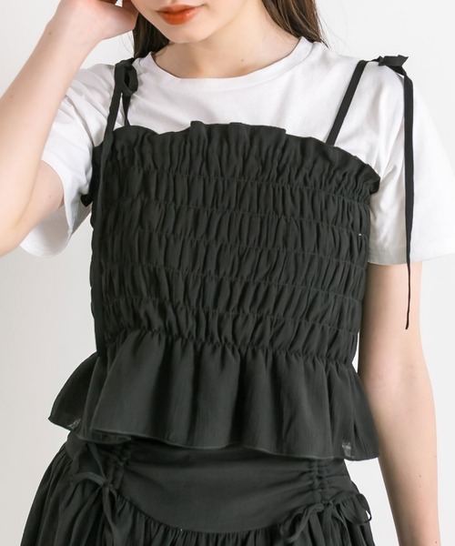 OLIVE des OLIVE(オリーブデオリーブ)の「肩リボンシャーリングビスチェ(シャツ/ブラウス・レディース・オフホワイト/ブラック/サックスブルー/ブラック系・FREE)」の21枚目の写真