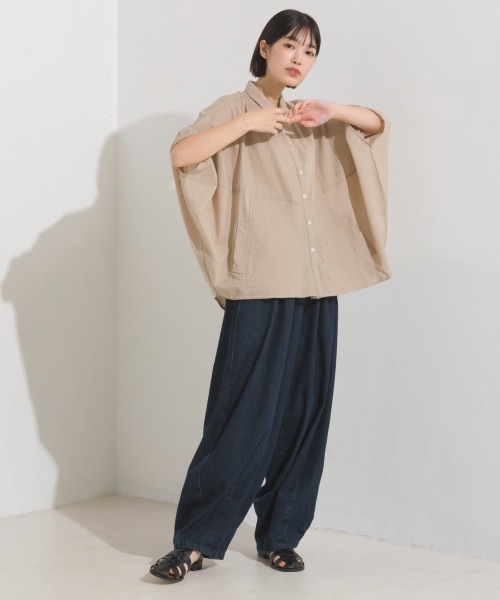 OMNES（オムネス）の「コットンキャンブリックピンタックドルマンシャツ半袖（シャツ/ブラウス・レディース・チャコール/キャメル/グリーン/ラベンダー/ホワイト/ベージュ・FREE）」の9枚目の写真