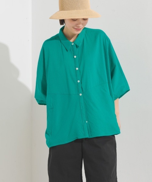 OMNES（オムネス）の「コットンキャンブリックピンタックドルマンシャツ半袖（シャツ/ブラウス・レディース・チャコール/キャメル/グリーン/ラベンダー/ホワイト/ベージュ・FREE）」の11枚目の写真