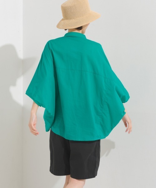 OMNES（オムネス）の「コットンキャンブリックピンタックドルマンシャツ半袖（シャツ/ブラウス・レディース・チャコール/キャメル/グリーン/ラベンダー/ホワイト/ベージュ・FREE）」の13枚目の写真