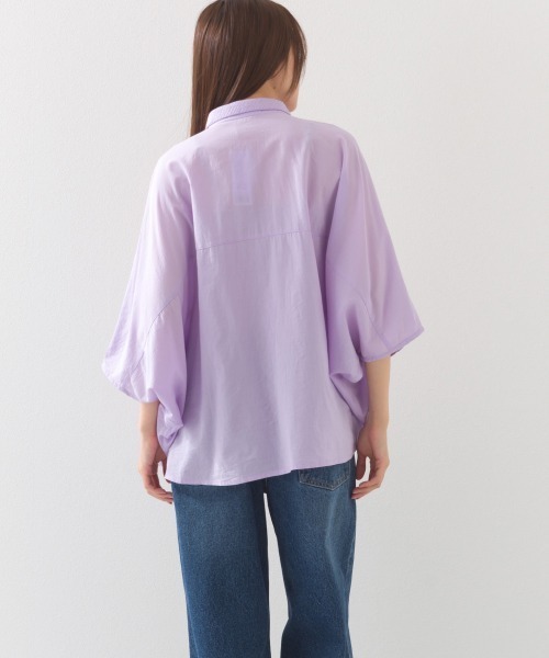 OMNES（オムネス）の「コットンキャンブリックピンタックドルマンシャツ半袖（シャツ/ブラウス・レディース・チャコール/キャメル/グリーン/ラベンダー/ホワイト/ベージュ・FREE）」の18枚目の写真