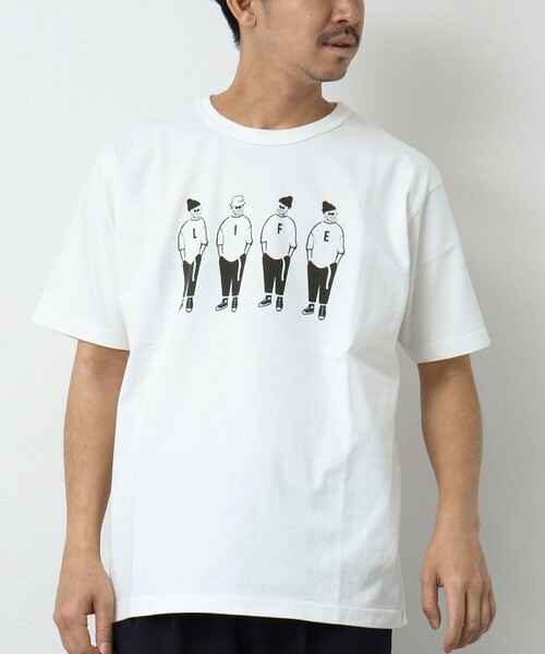 BARNS OUTFITTERS（バーンズアウトフィッターズ）の「【BARNS OUTFITTERS】別注タフネックTシャツ LIFE（Tシャツ/カットソー・メンズ・ホワイト/ブルー/チャコールグレー/グレイッシュベージュ・S/M/L）」の6枚目の写真
