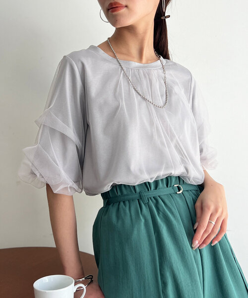 Chez toi(シェトワ)の「チュール重ねカットプルオーバー(Tシャツ/カットソー・レディース・ブラック/オフホワイト/グレー・FREE)」の3枚目の写真