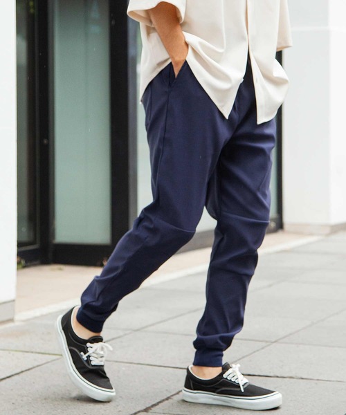 ZIP FIVE(ジップファイブ)の「【ZIP FIVE】ひんやり接触冷感 ストレッチ スキニー テーパード イージー ジョガーパンツ(その他パンツ・メンズ・ブラック/グレー/ネイビー・SMALL/MEDIUM/LARGE/X-LARGE)」の2枚目の写真