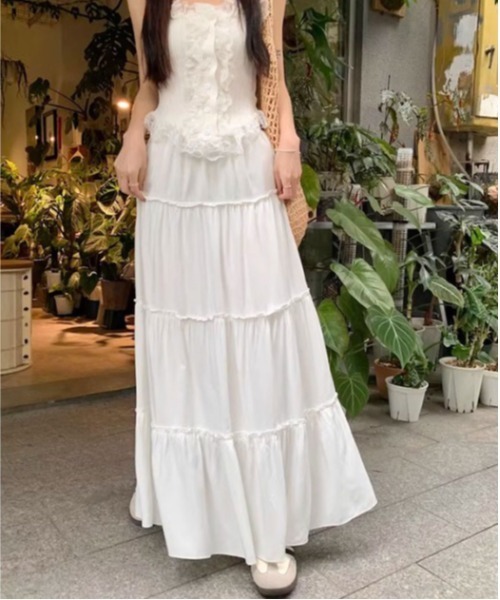 gossip!ロサンゼルス(ゴシップロサンゼルス)の「シンプルフェミニンフリルロングボリュームティアードスカート /体型カバー 春夏 カジュアル 3color(スカート・レディース・ピンク/ホワイト/ブラック・FREE)」の10枚目の写真
