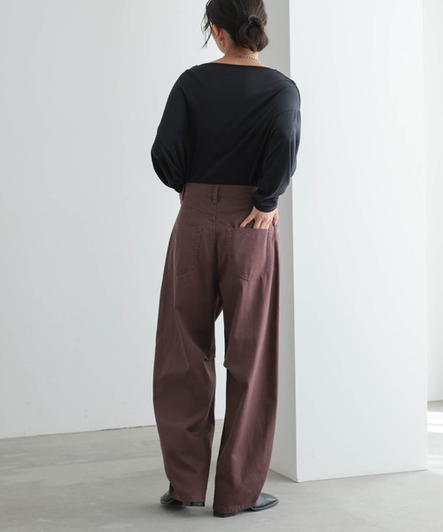 for/c（フォーシー）の「[新色追加]カーブデニムパンツ【オーガニックコットン】（デニムパンツ・レディース・ライトブルー/ブルー/ブラック/アイボリー/グレー/ベージュ/ブラウン/インディゴブルー・LL/L/M/PM/TM/PL）」の17枚目の写真