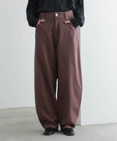 for/c（フォーシー）の「[新色追加]カーブデニムパンツ【オーガニックコットン】（デニムパンツ・レディース・ライトブルー/ブルー/ブラック/アイボリー/グレー/ベージュ/ブラウン/インディゴブルー・LL/L/M/PM/TM/PL）」の11枚目の写真