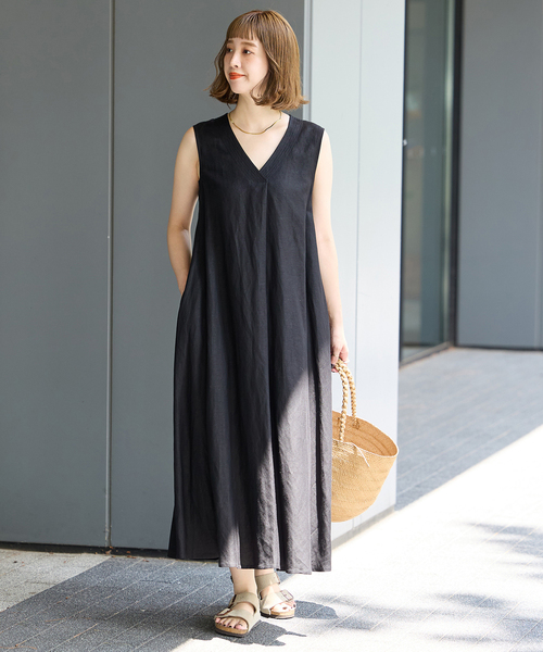 B.C STOCK(ベーセーストック)の「《追加2》リネンレーヨンスリーブレスワンピース(ワンピース・レディース・レッド/ブルー/ダークブルー/ブラック・FREE)」の1枚目の写真