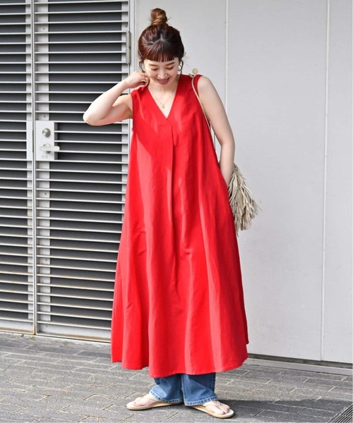 B.C STOCK(ベーセーストック)の「《追加2》リネンレーヨンスリーブレスワンピース(ワンピース・レディース・レッド/ブルー/ダークブルー/ブラック・FREE)」の5枚目の写真