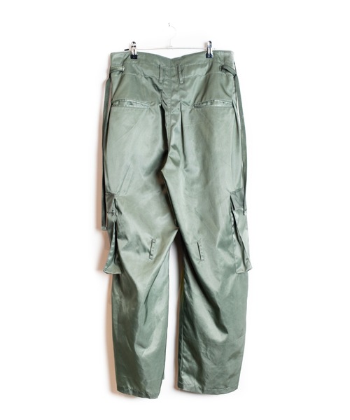 SEVESKIG(セヴシグ)の「SEVESKIG/セブシグ/Wide 6PK MilitaryPants(カーゴパンツ・メンズ・カーキ・SMALL/MEDIUM/LARGE/X-LARGE)」の4枚目の写真