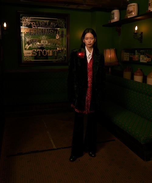 TENDER PERSON（テンダーパーソン）の「VELVET FLARE PANTS（その他